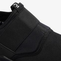 Newfeel Wandelschoenen Voor De Stad Heren PW 160 Slip-on 10 Newfeel Wandelschoenen Voor De Stad Heren PW 160 Slip-on -SOLOGNAC shop schoenen voor sportief wandelen heren pw 160 slip on zwart 3